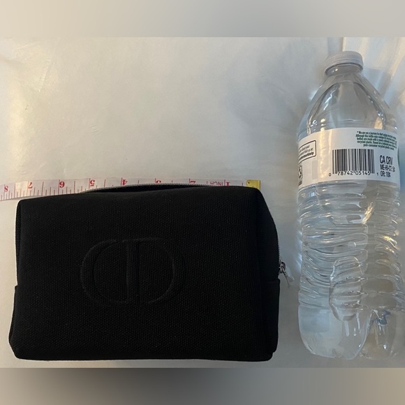 Dior NWOT Pouch in Black CD Logo. (Small see photos for measurements) - Picture 3 of 8